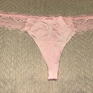 VS Dream Angels Lace Trim Thong XXL